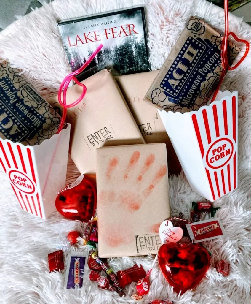 photo of the mystery horror date-night box. Image links to the mystery box.